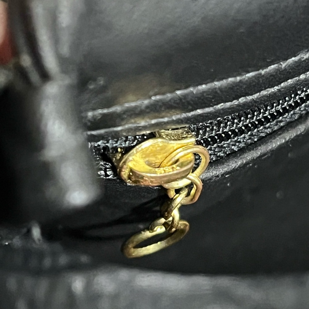 Authentic COACH Vintage Small Flap Shoulder Bag Black GUC! - Picture 10 of 12